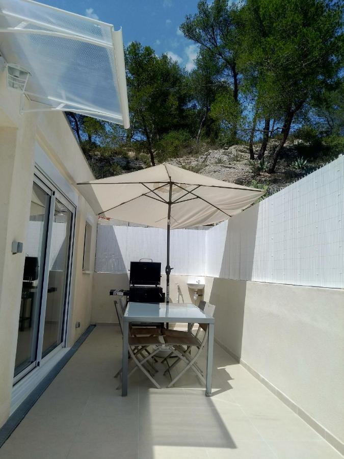 Appartement Meuble Proche De Cassis Roquefort-la-Bédoule Eksteriør bilde